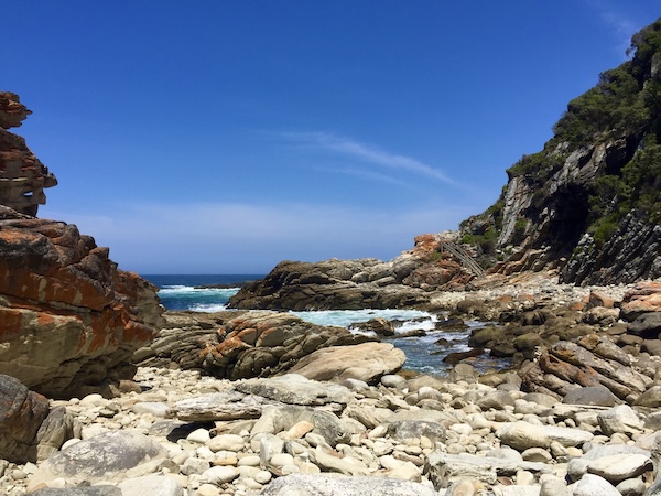 Rotsen klauteren op de Otter trail | Stormsriver